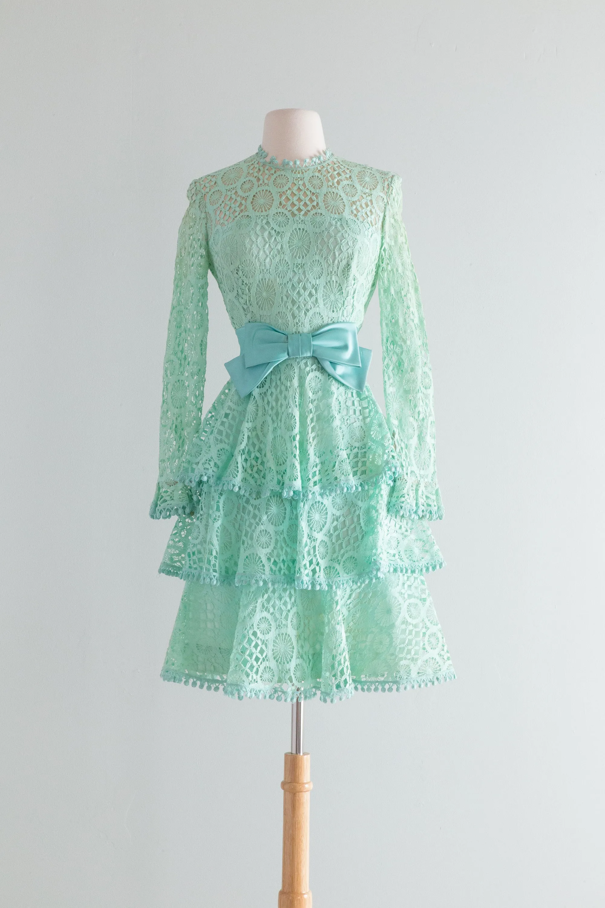 Adorable 1960's Mint Julep Lace Party Dress / SM