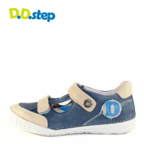 D.D. Step little kid boy double strap sandals/open shoes blue and beige with letter "D" size US 8.5-12