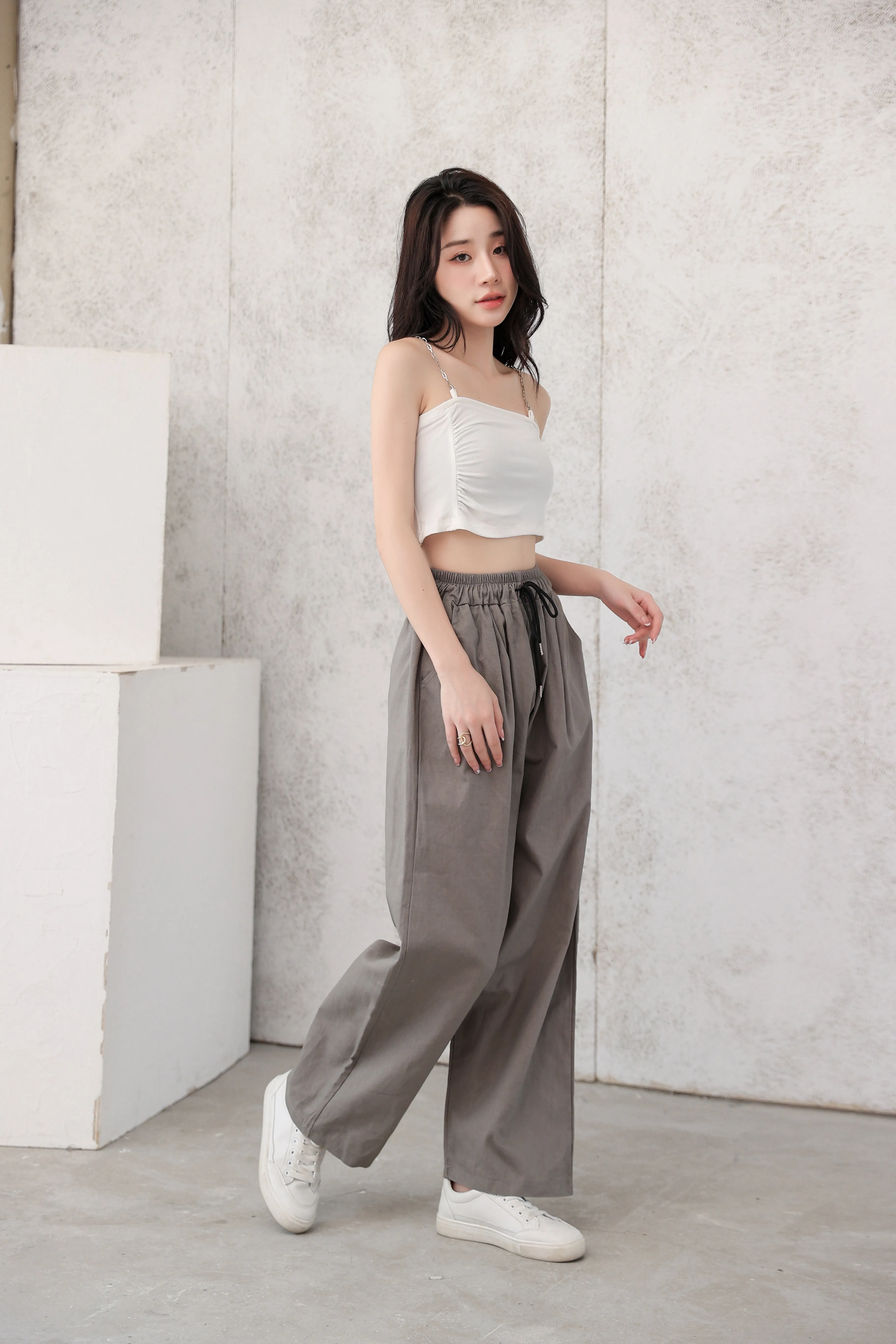 Extra Wide Leg Cargo Pants