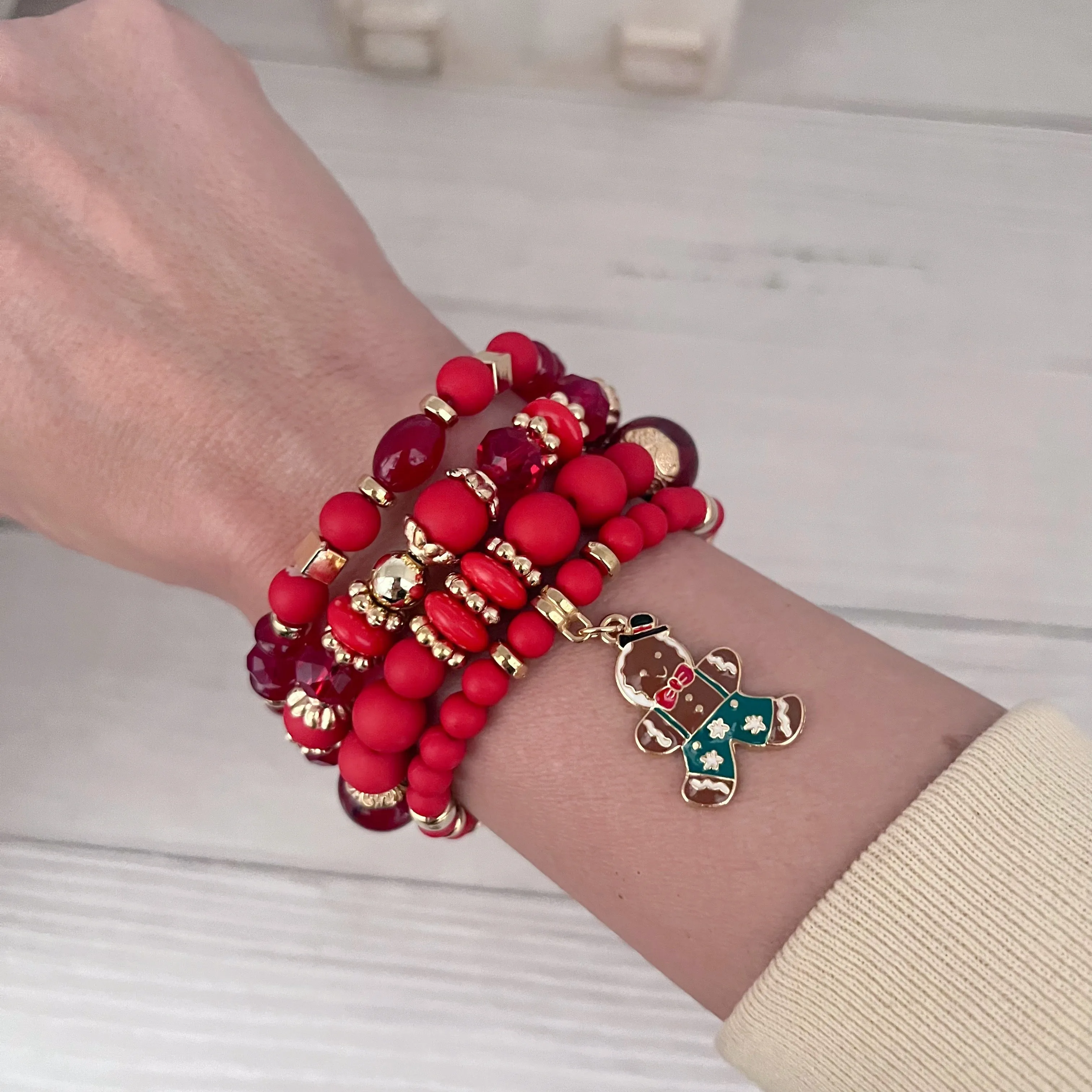 Gingerbread Man Charm Red Bracelet Set