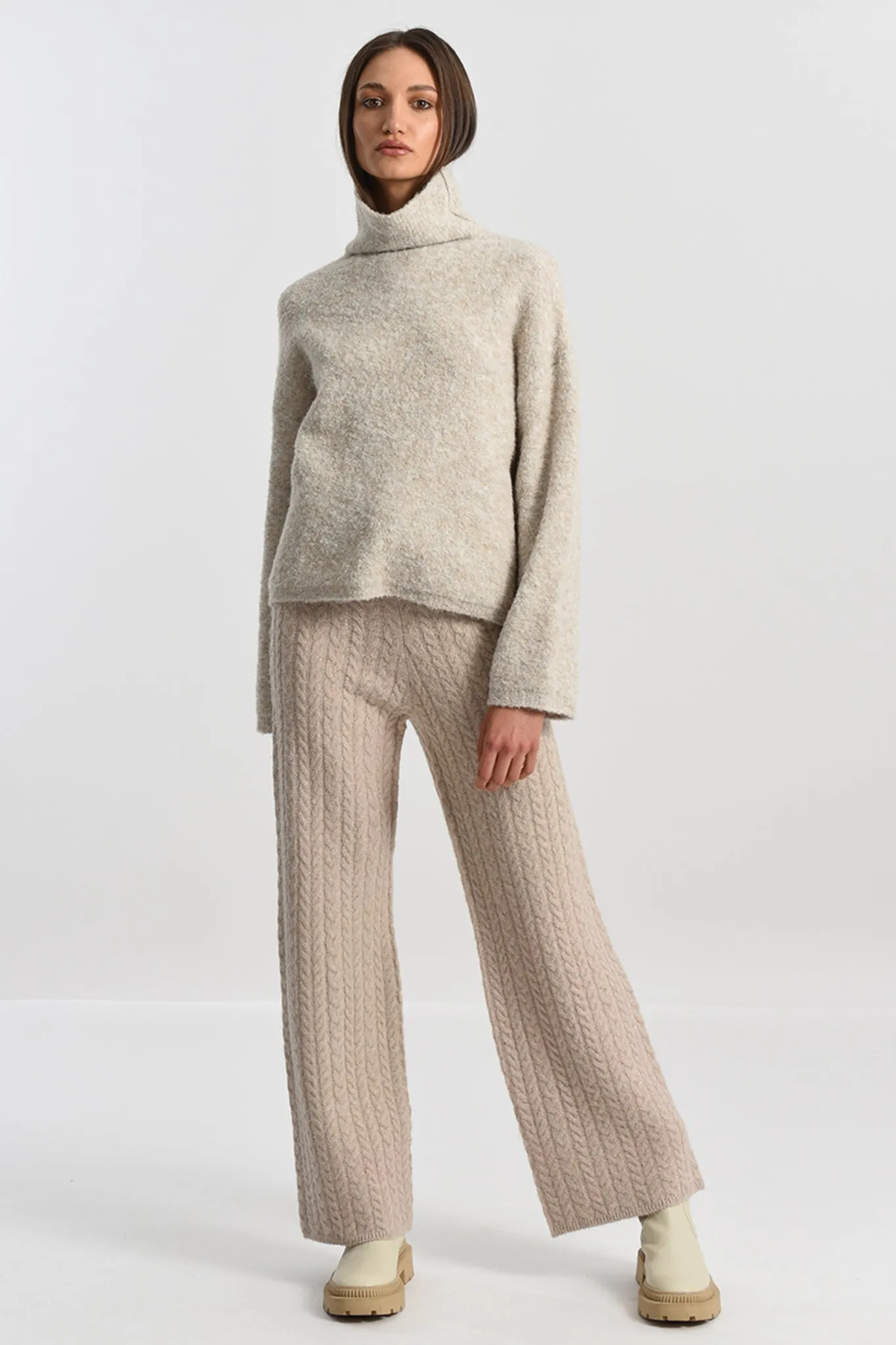 Molly Bracken Premium Off White Knitted Sweater