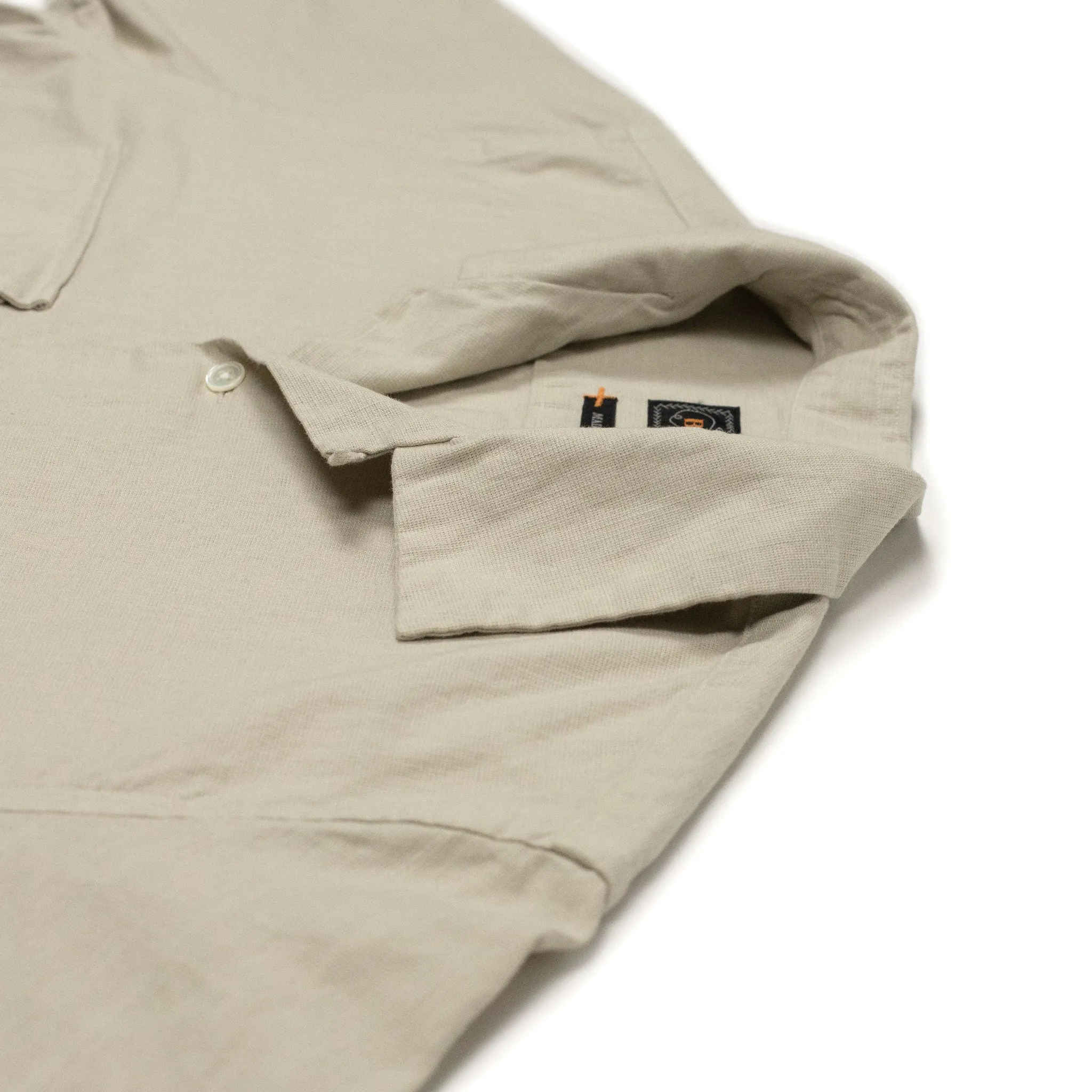 Open collar shirt in sand garment-dyed panama cotton flax