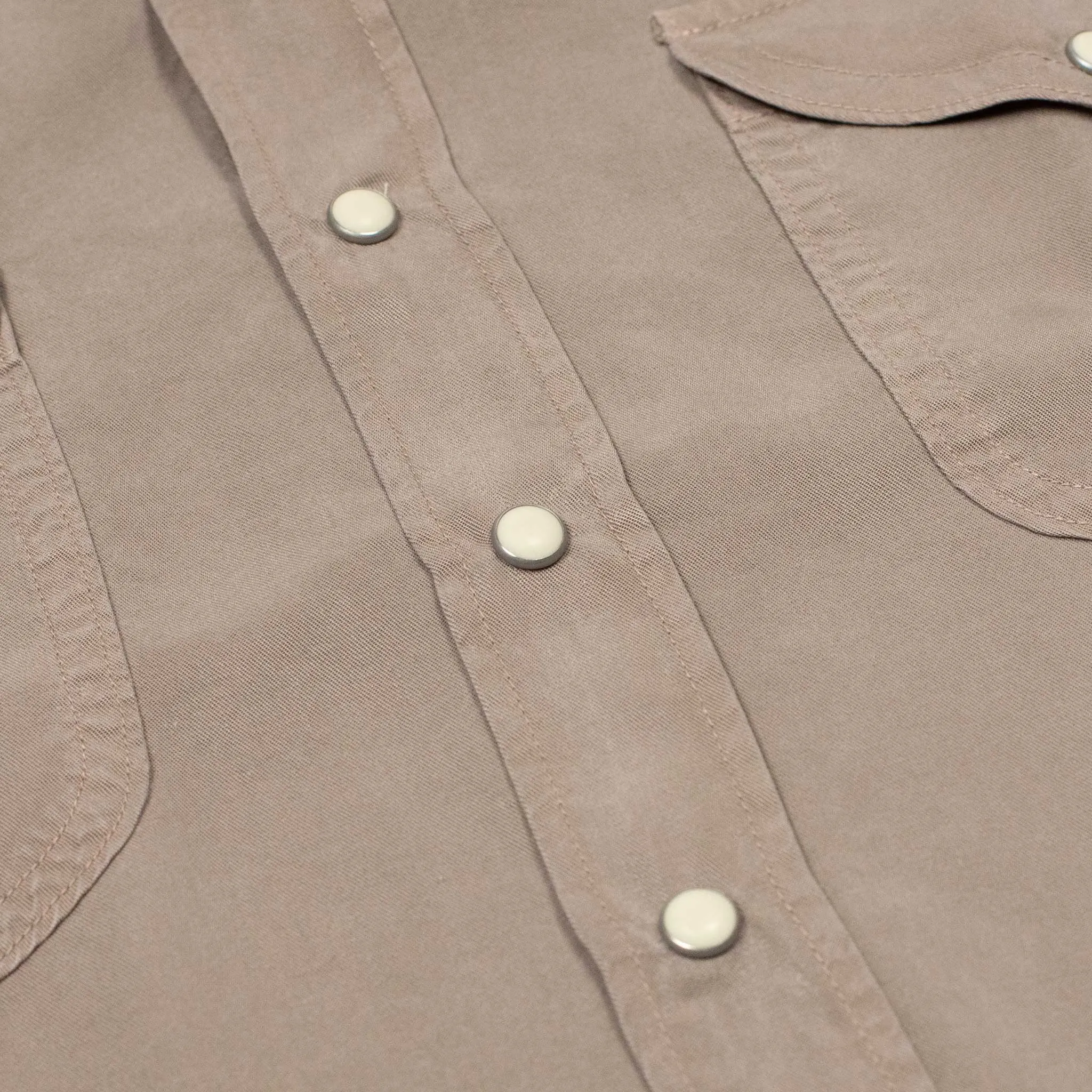 Pearlsnap shirt in nutmeg tencel gabardine