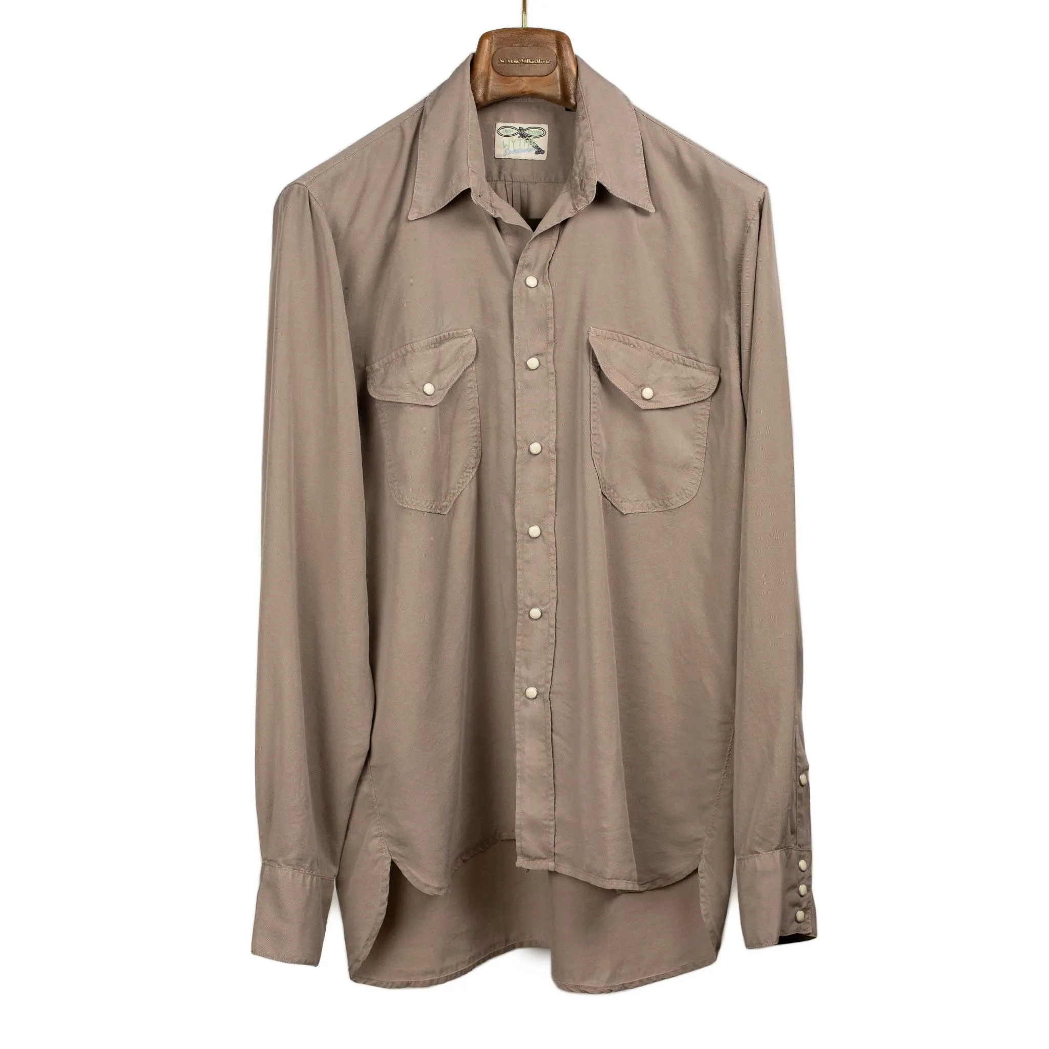 Pearlsnap shirt in nutmeg tencel gabardine