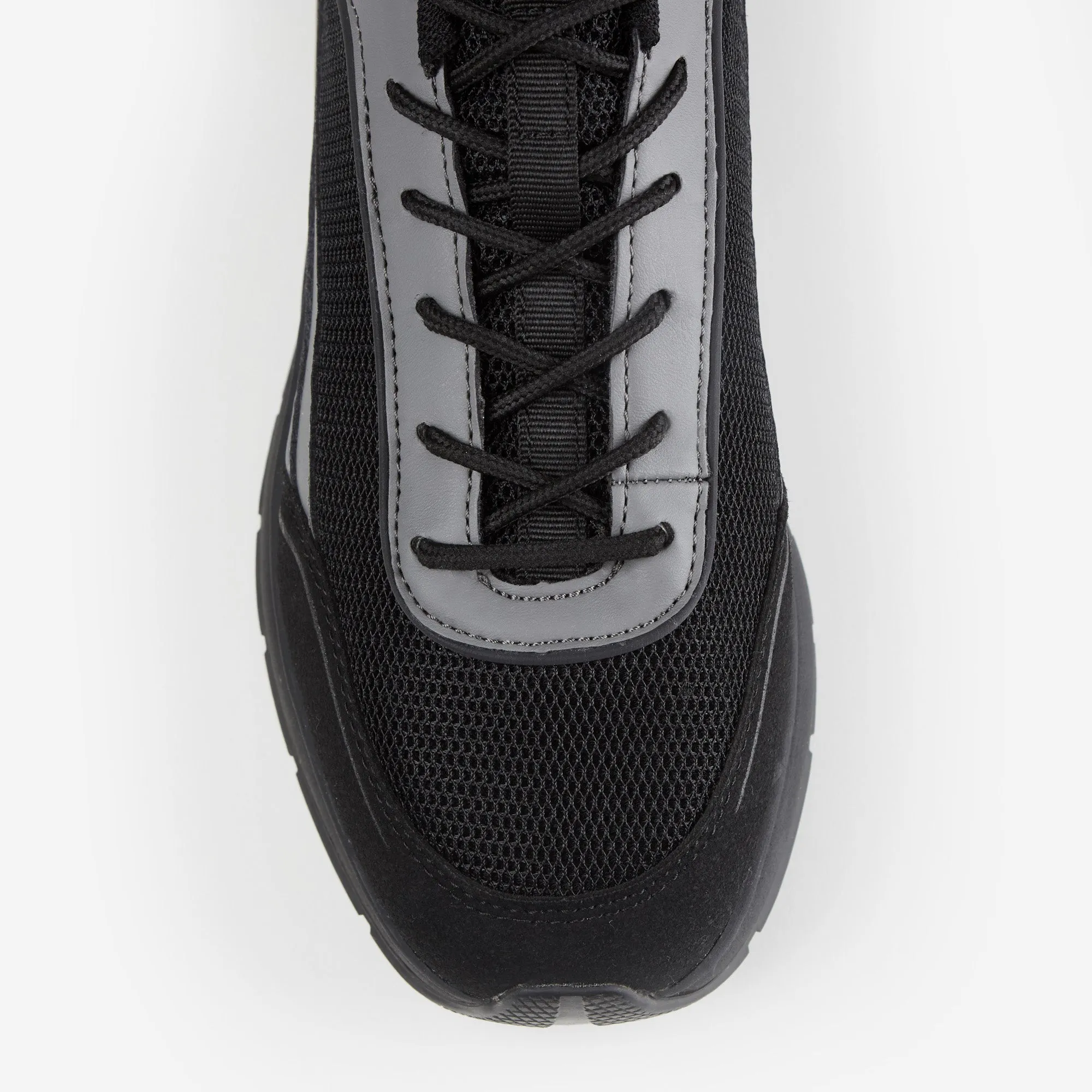 Premium Tech Runner | Black Grey