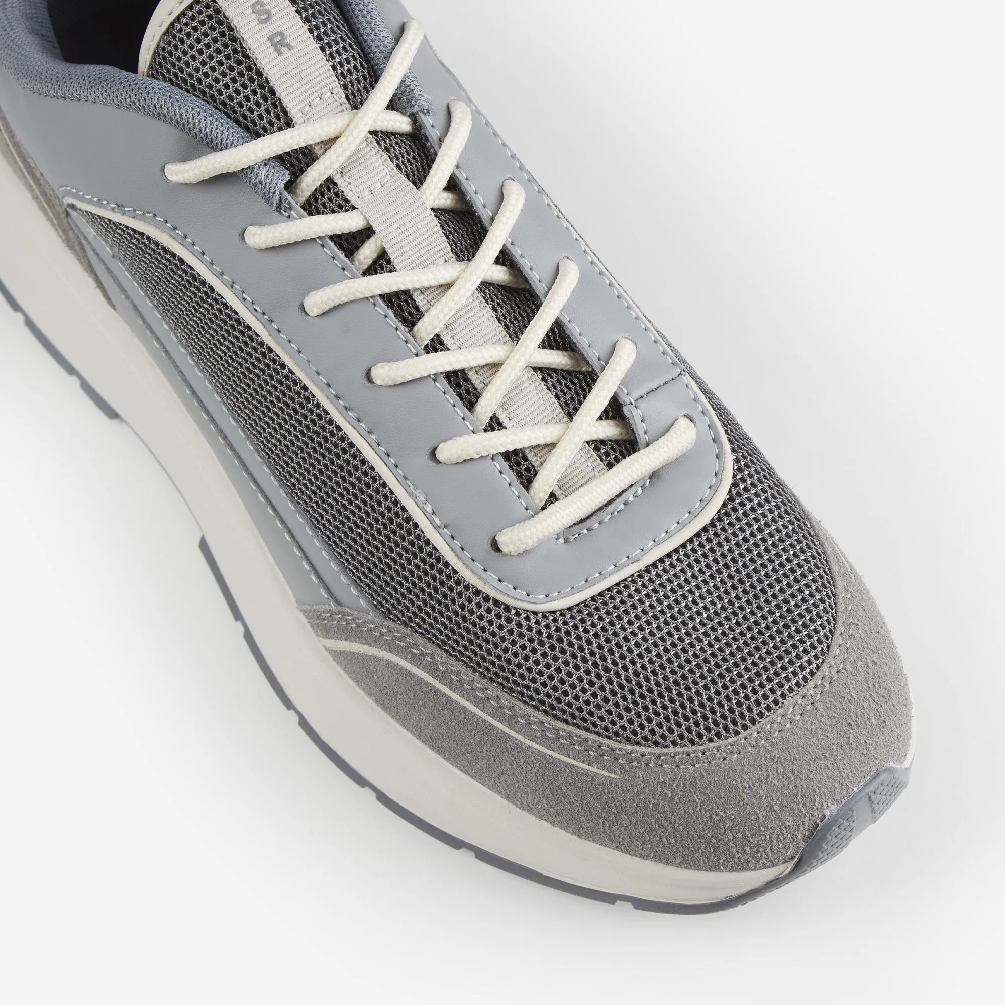 Premium Tech Runner | Neutral Ecru Grey