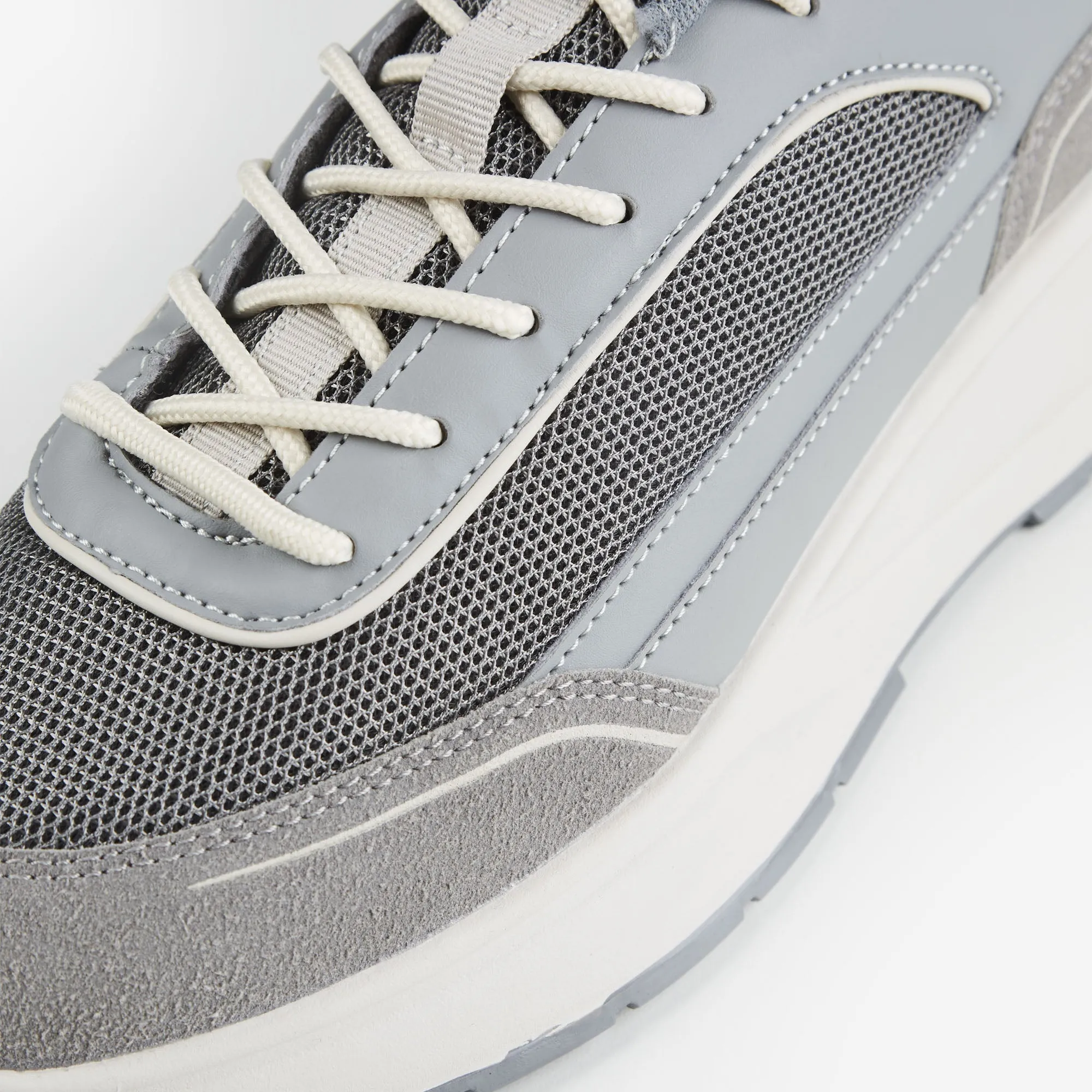 Premium Tech Runner | Neutral Ecru Grey