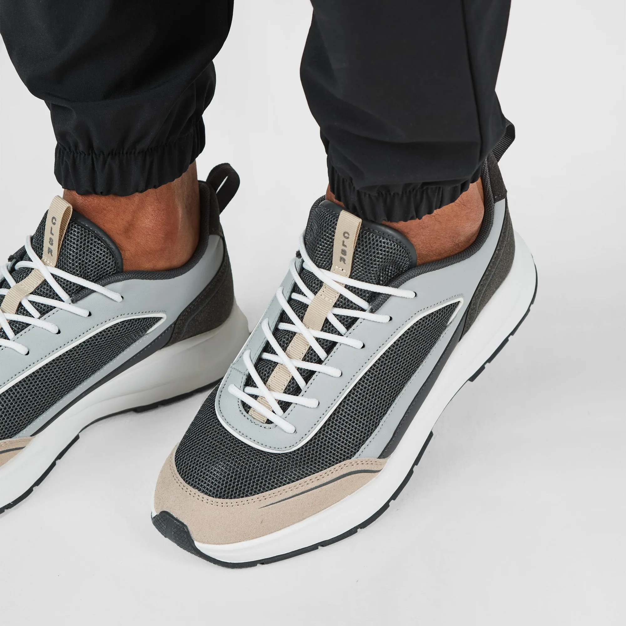 Premium Tech Runner | Stone