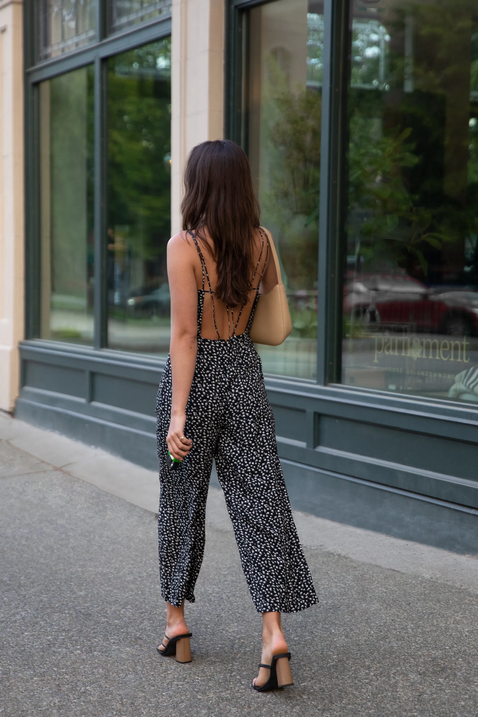 PRINTED SLEEVELESS JUMPSUIT