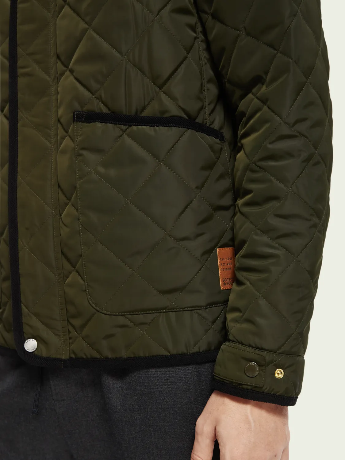 Scotch & Soda - Corduroy-trimmed quilted jacket