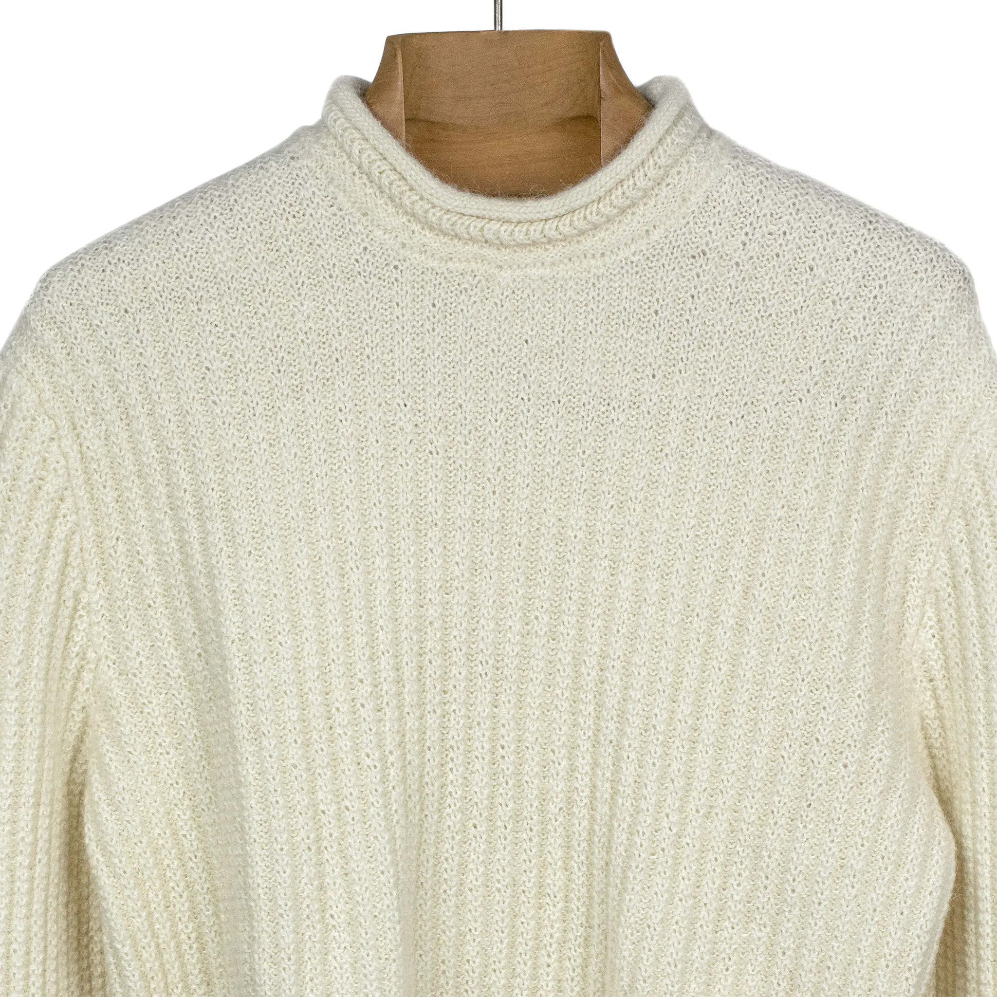 Sneachta ecru baby alpaca ribbed mockneck