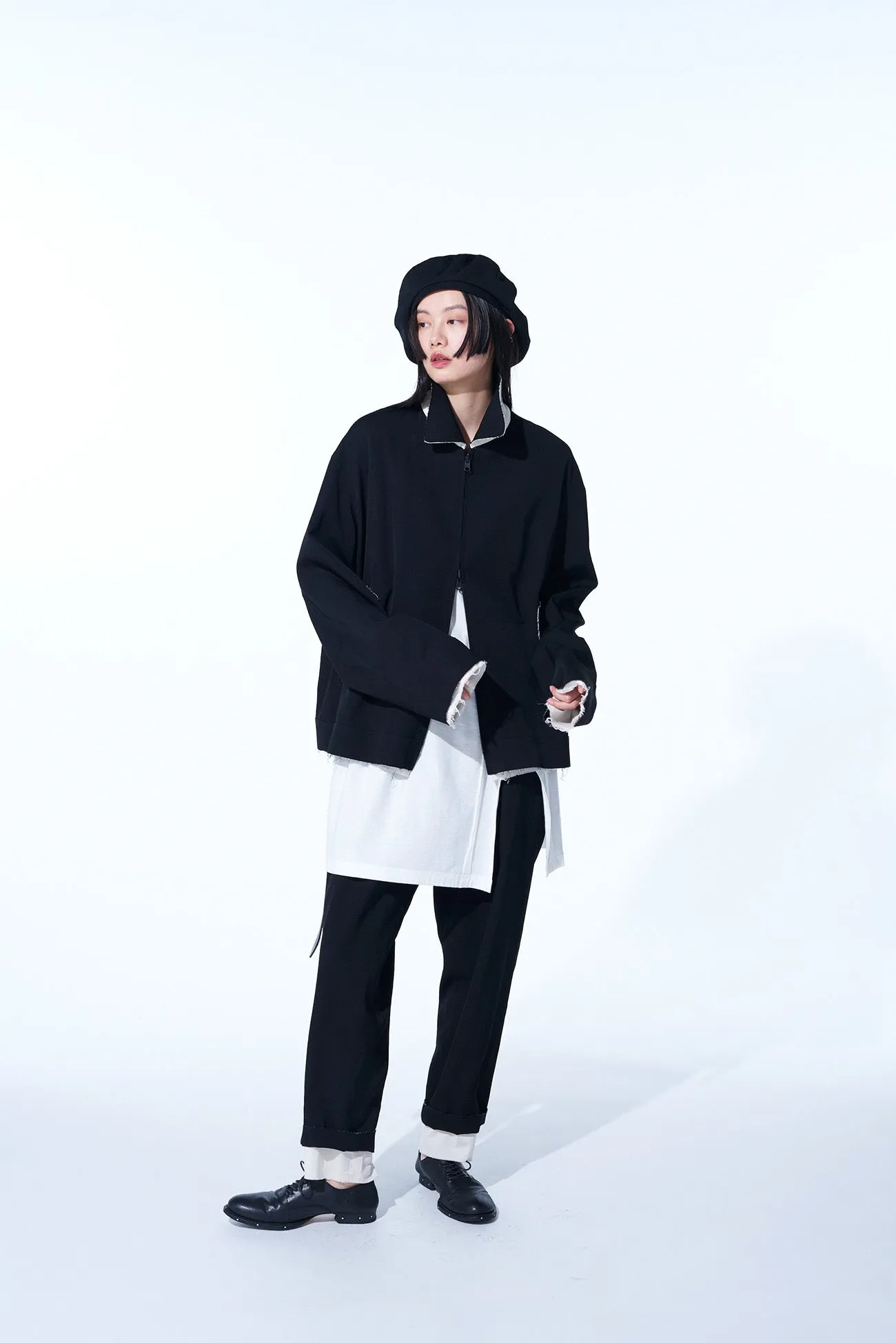 WASHER FINISHED WOOL GABARDINE OVERSIZED REVERSIBLE ZIPPER BLOUSON WITH CUT-OUT DESIGN