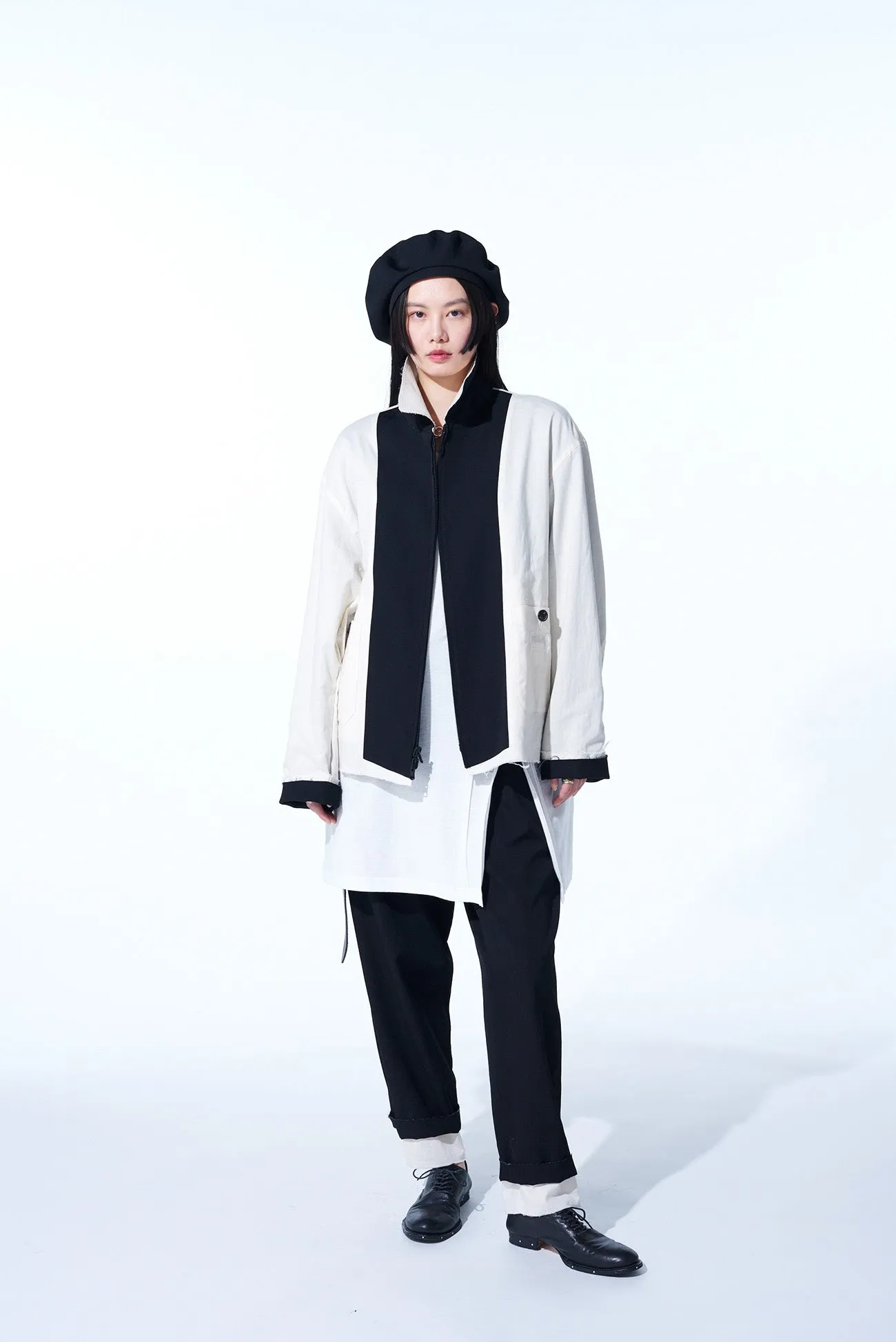 WASHER FINISHED WOOL GABARDINE OVERSIZED REVERSIBLE ZIPPER BLOUSON WITH CUT-OUT DESIGN