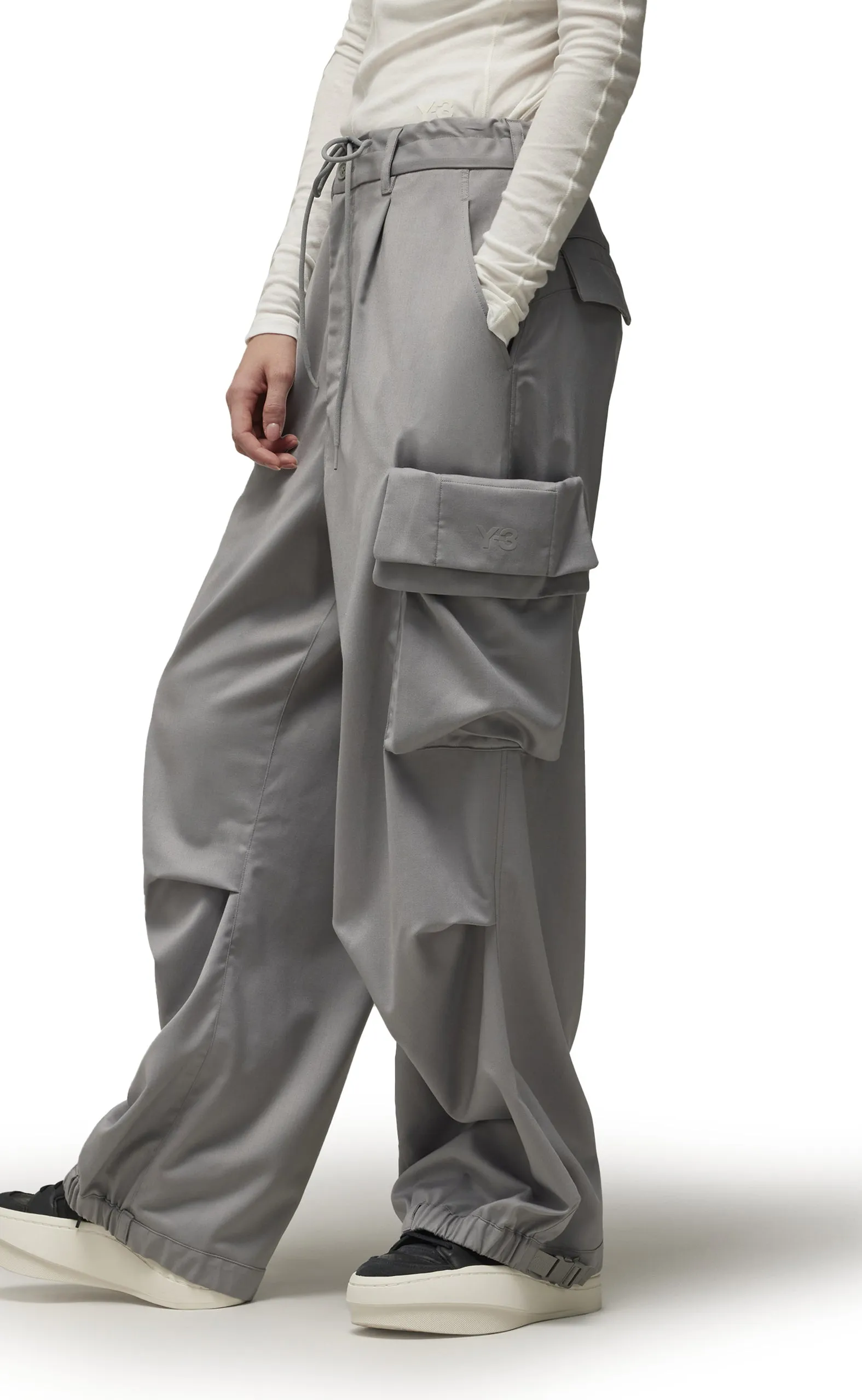 WOMENS REFINED WOVEN CARGO GREY PANTS